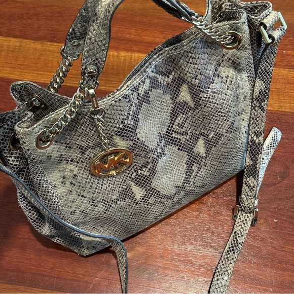 Michael Kors Jet Set Chain Snakeskin Gather Shoulder Tote - Picture 7 of 10